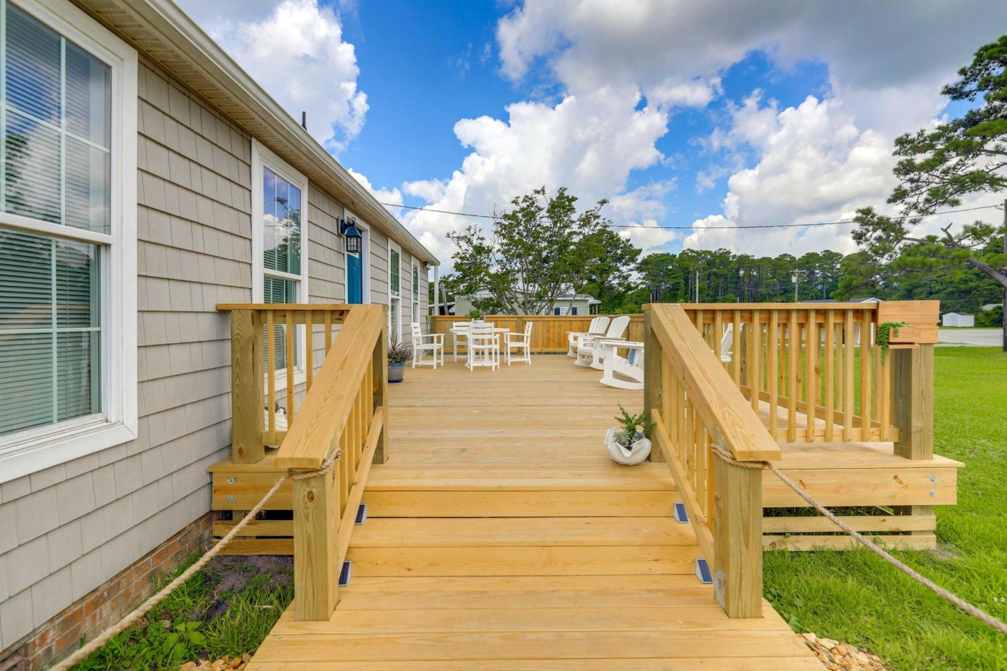 The Willowberry House With Deck And Grill! Harkers Island Dış mekan fotoğraf